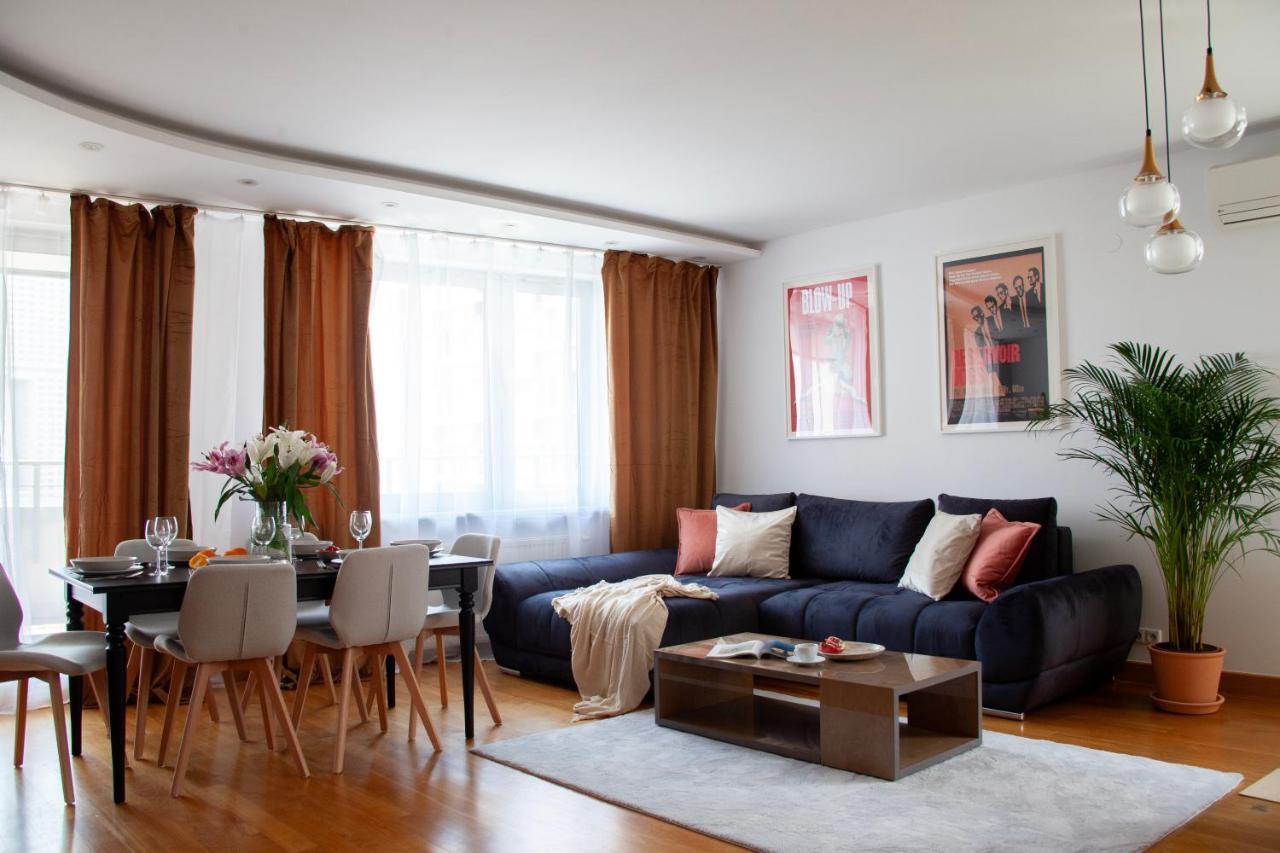 Appartamento Oomph Skyline 3bdr Retreat With Ac